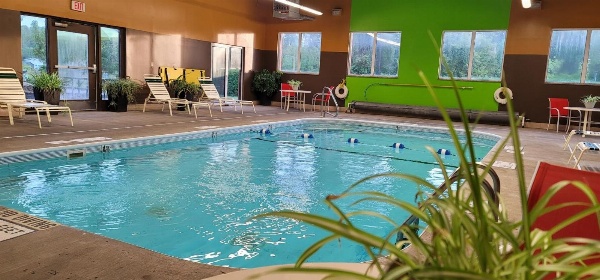 Super 8 by Wyndham Plattsburgh image 2